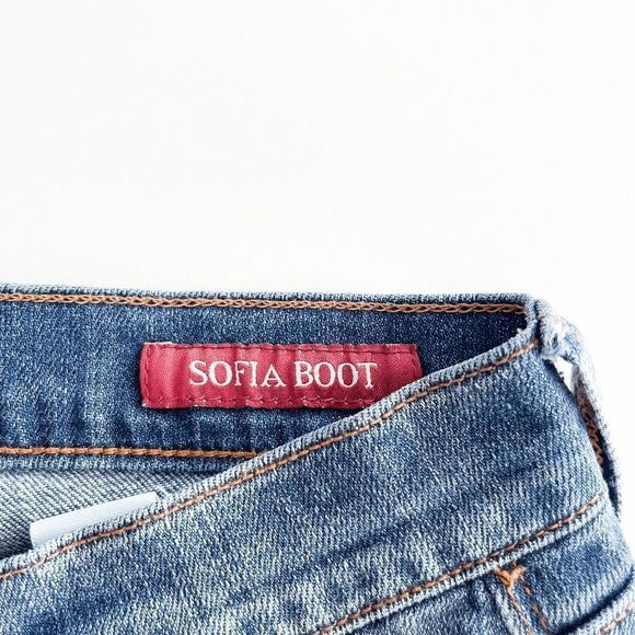 Classic Blue Denim Jeans - Picture 6 of 11